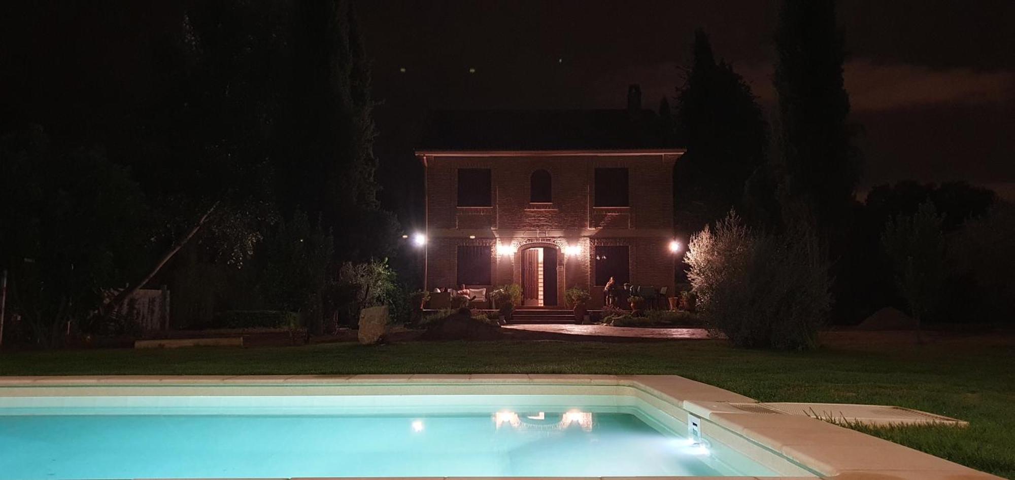 Aljubea, Tu En Holiday home